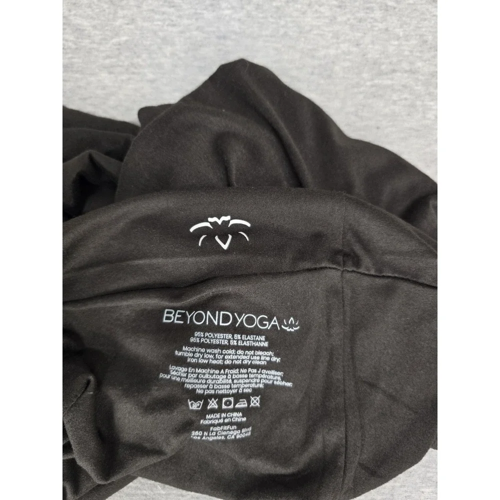 Beyond Yoga Black With Hidden Zippered Pocket Infinity Scarf - One Size Soft